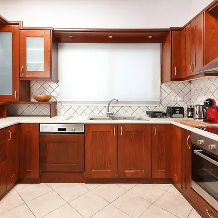 Charming And Comfy House Agia Marina